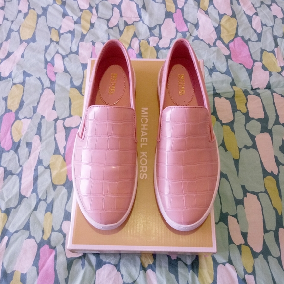 Michael Kors Keaton Slip On Sneakers - Picture 10 of 14